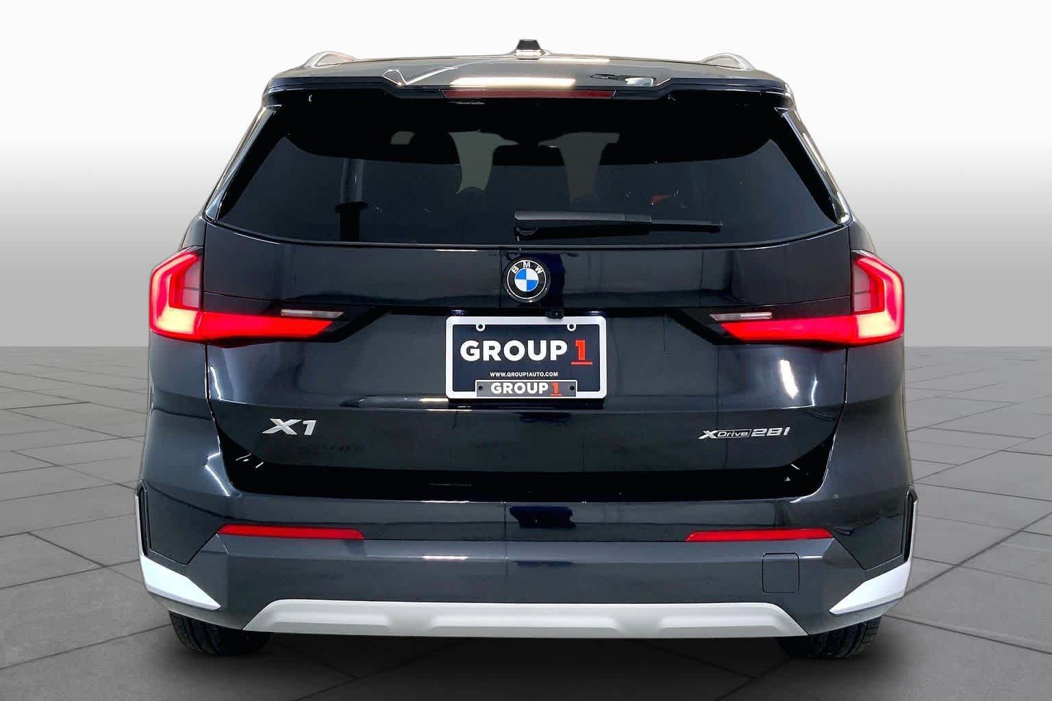 Used 2026 BMW X1 xDrive28i AWD/4WD image 4