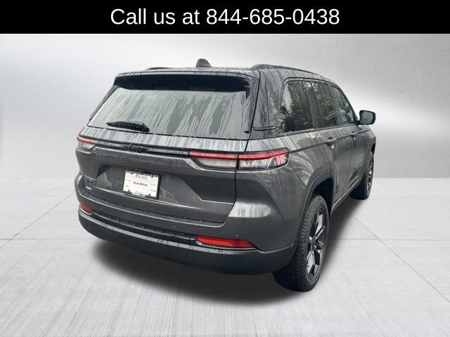New 2025 Jeep Grand Cherokee Limited w/ Trailer Tow Package image 5