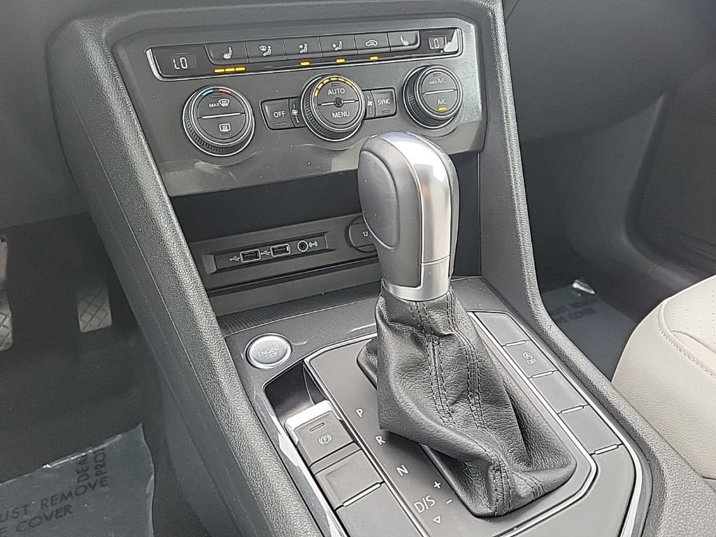 Used 2019 Volkswagen Tiguan SE w/ 3rd Row Seat Package AWD/4WD image 28