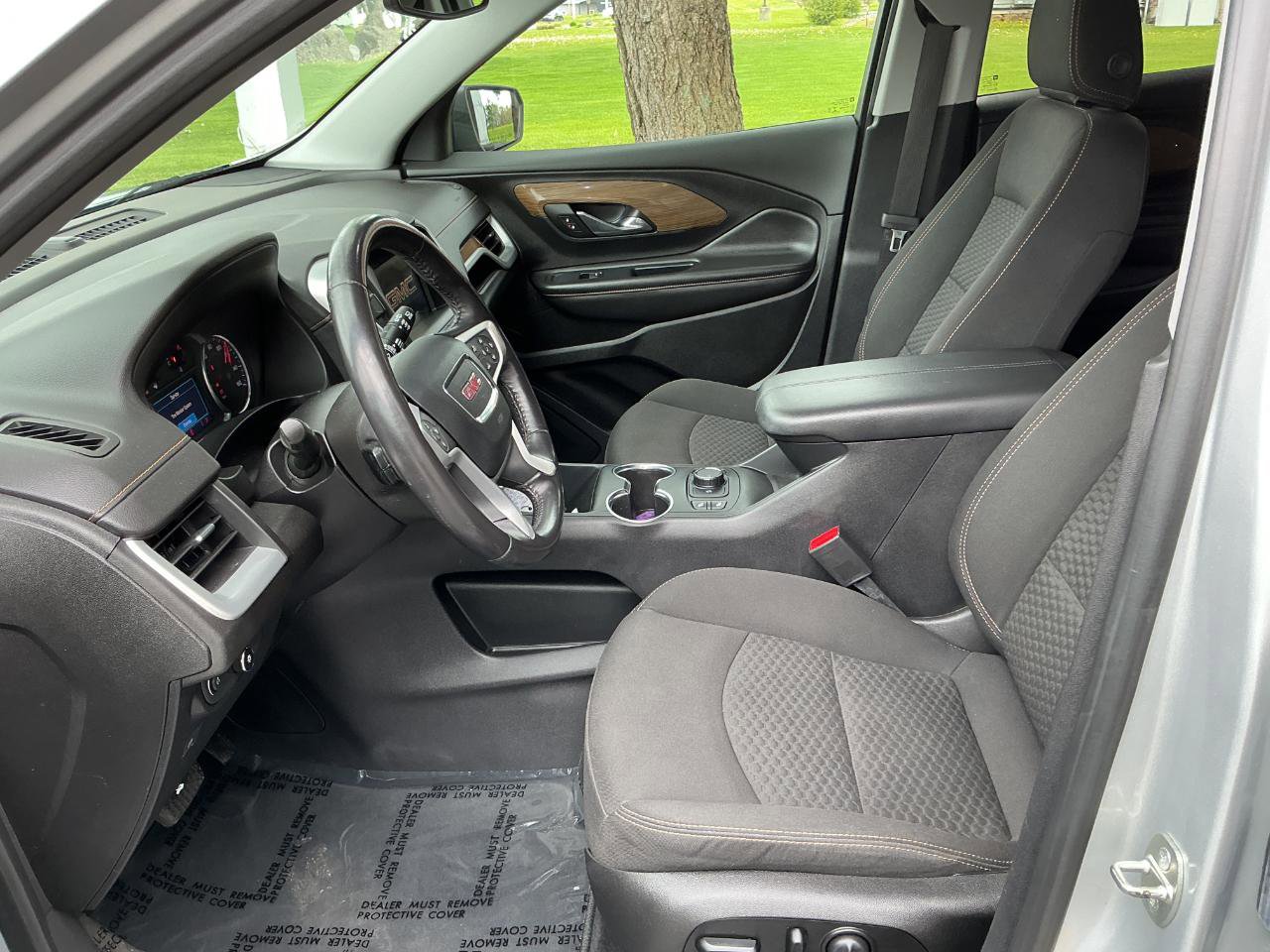 Used 2019 GMC Terrain SLE w/ Driver Convenience Package FWD image 10