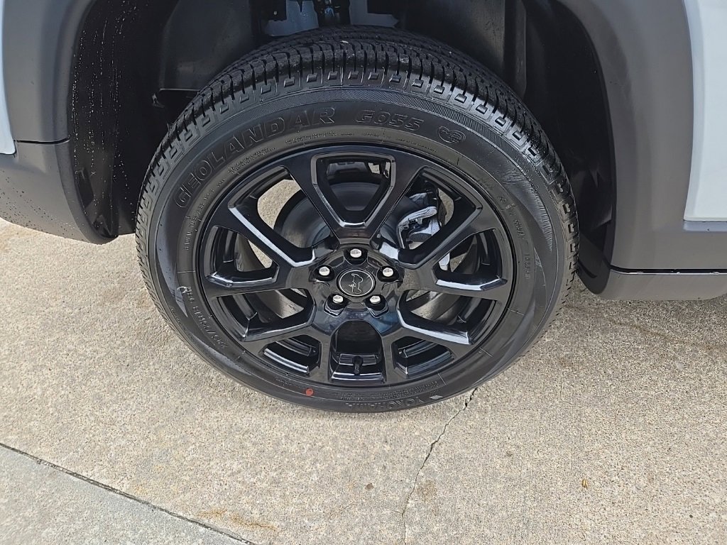 Used 2026 Jeep Compass Latitude image 23