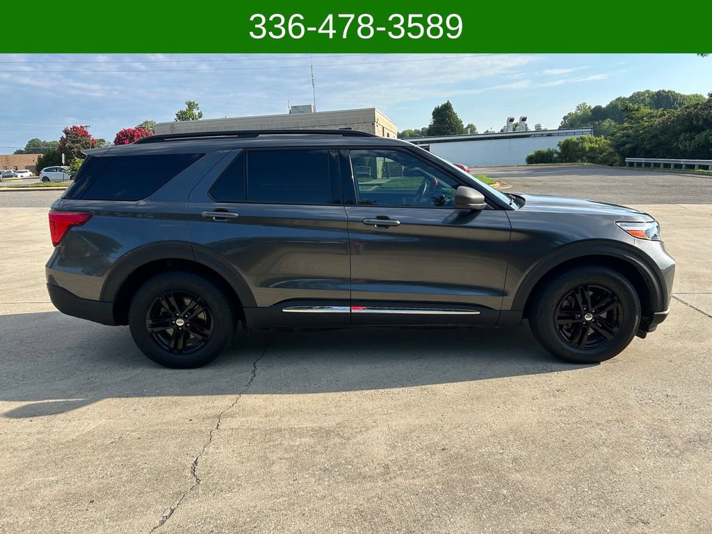 Used 2020 Ford Explorer XLT w/ Equipment Group 202A AWD/4WD image 6