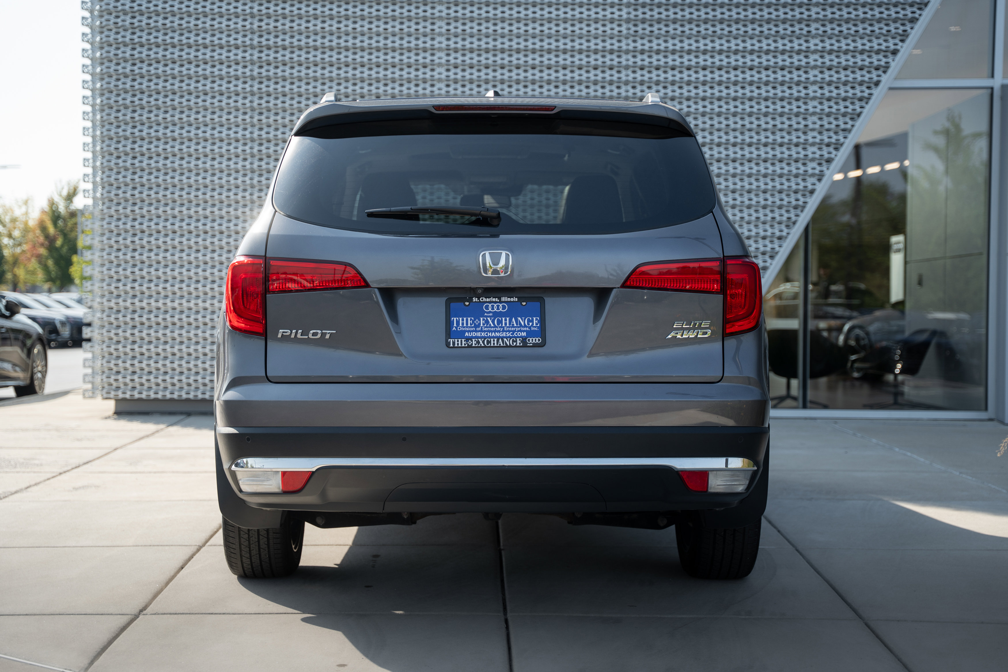 Used 2018 Honda Pilot Elite image 21