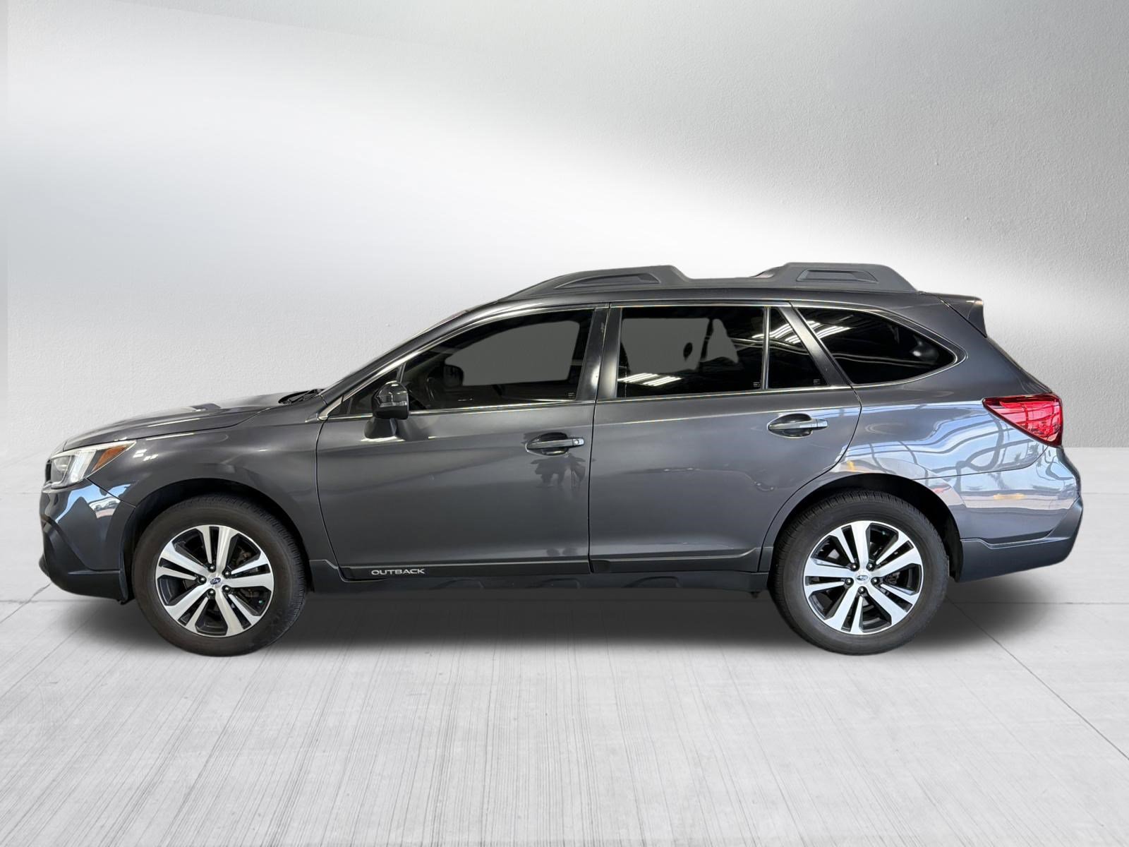 Used 2019 Subaru Outback 2.5i Limited AWD/4WD image 4