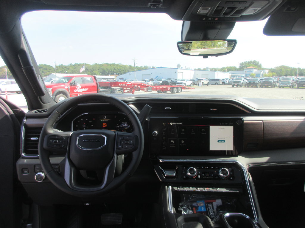New 2026 GMC Sierra 3500 Denali Ultimate AWD/4WD image 17