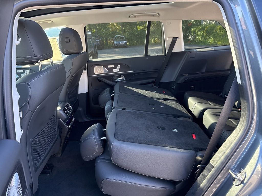 New 2026 Mercedes-Benz GLS 450 4MATIC image 29