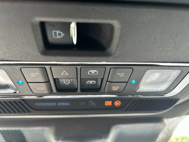 Used 2025 Ford F350 Platinum w/ FX4 Off-Road Package AWD/4WD image 41