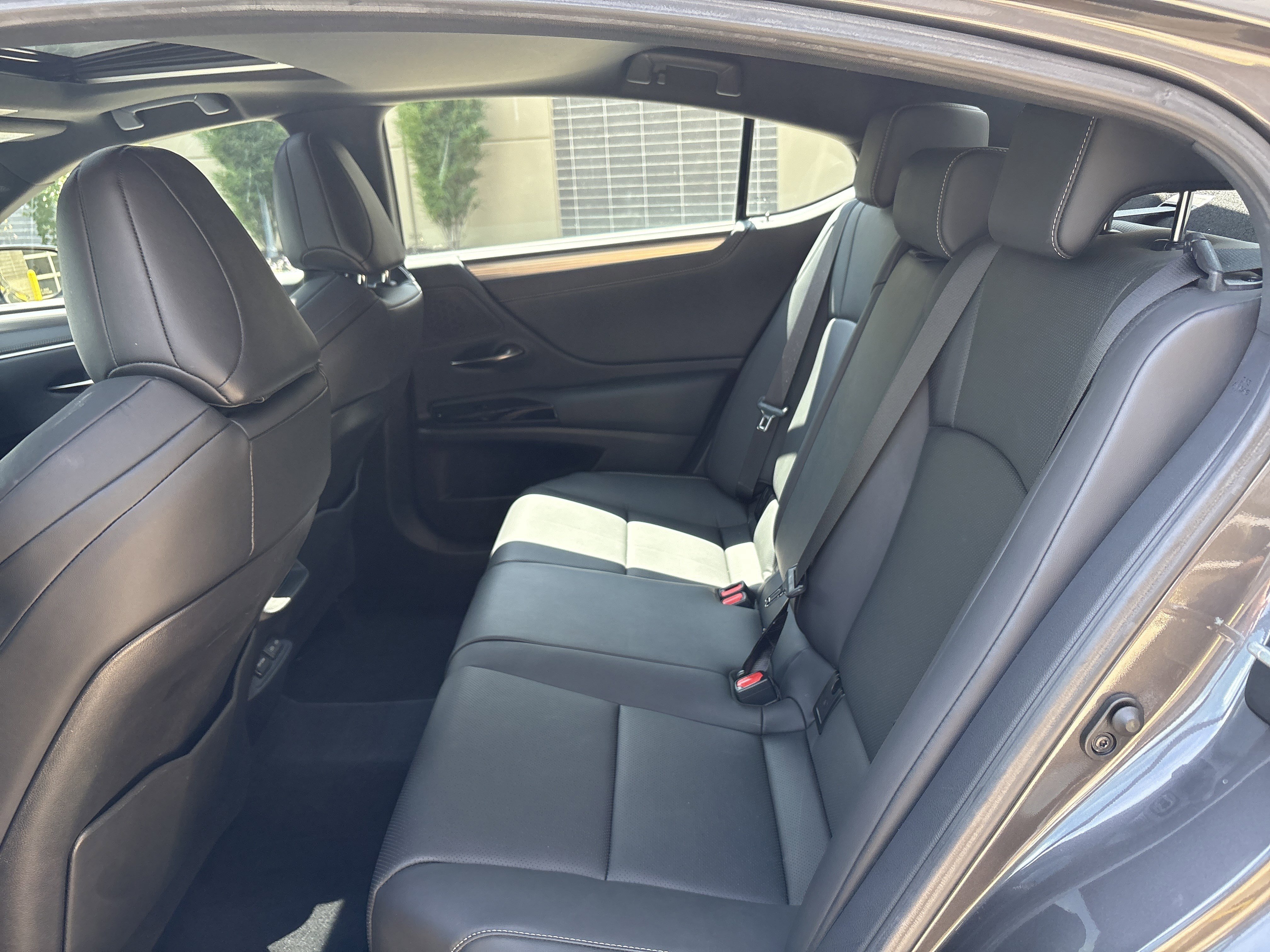 Used 2025 Lexus ES 350 F Sport FWD image 31