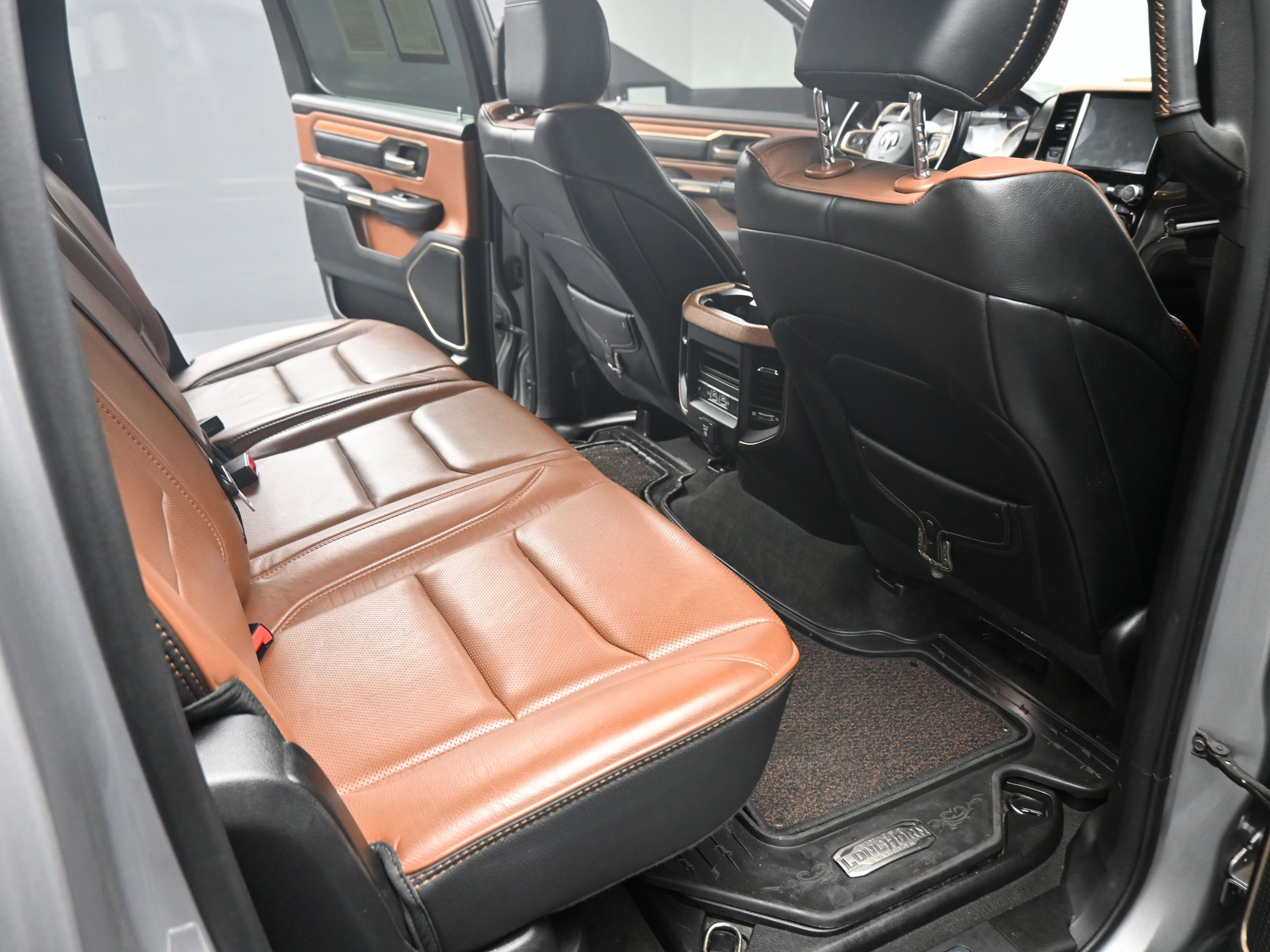 Used 2022 RAM 1500 Limited w/ Body Color Bumper Group image 19