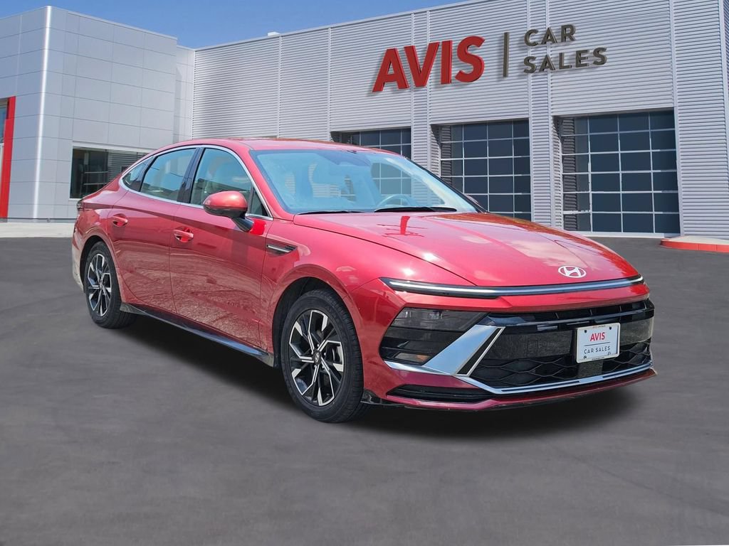 Used 2025 Hyundai Sonata SEL FWD image 9
