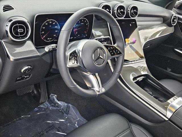 Used 2026 Mercedes-Benz GLC 300 image 10