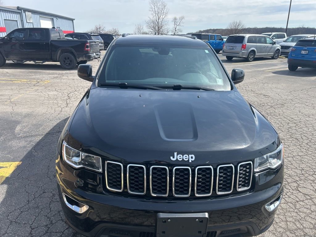 Used 2017 Jeep Grand Cherokee Laredo w/ Quick Order Package 23E video 2