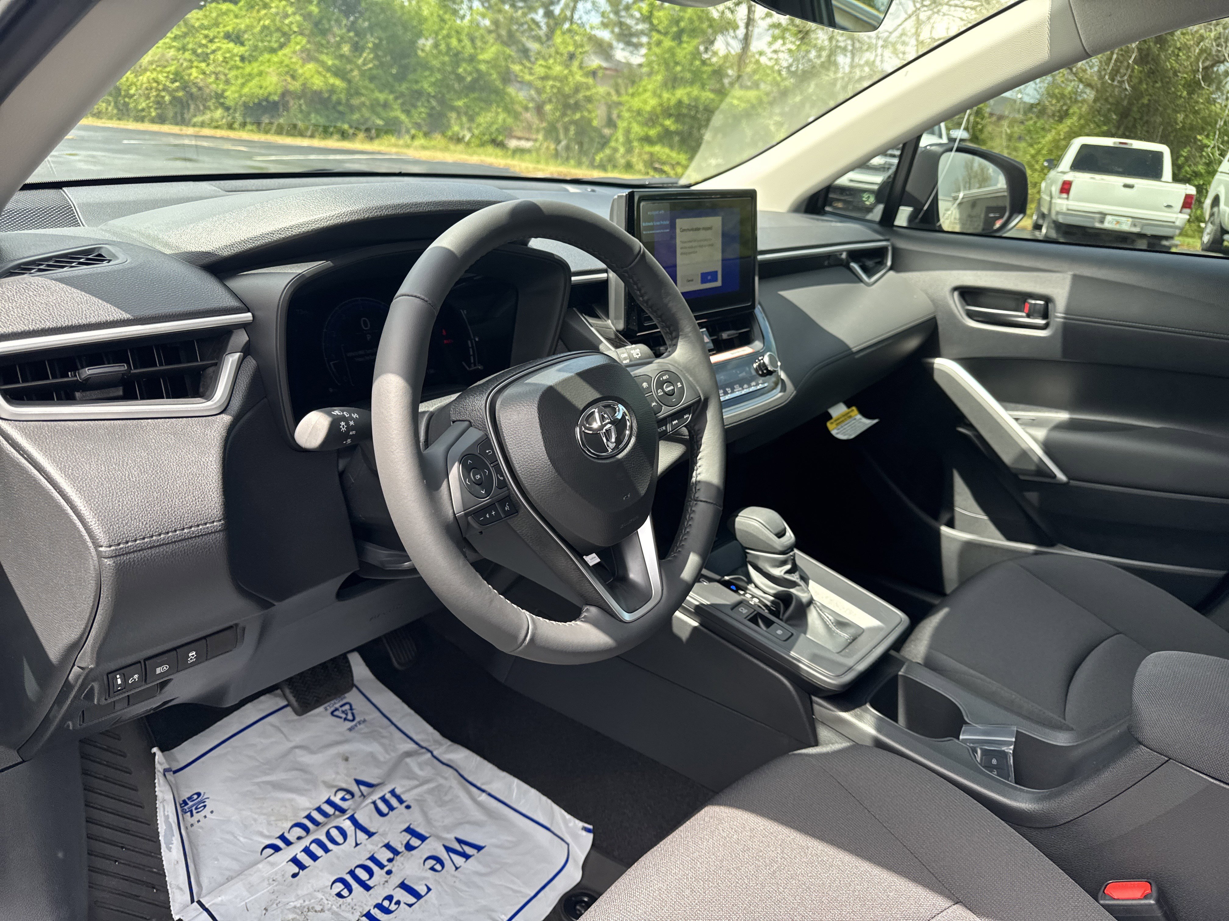 New 2026 Toyota Corolla Cross LE FWD image 15