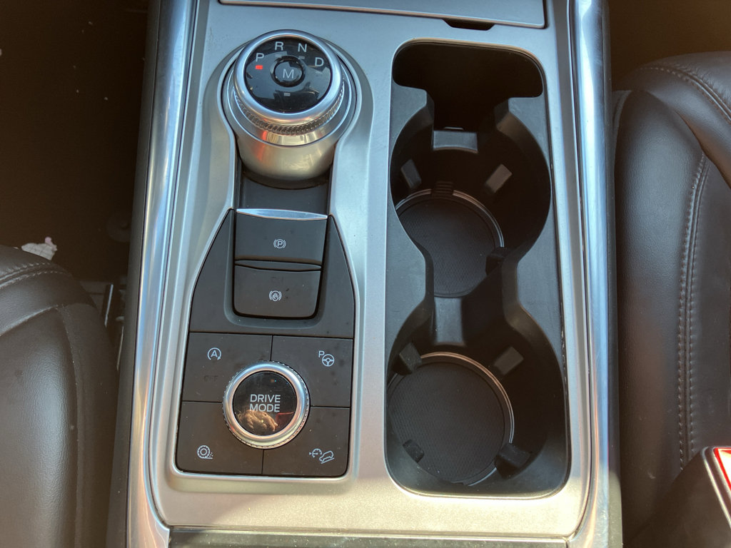 Used 2015 Ford F150 Lariat w/ Equipment Group 502A Luxury image 21