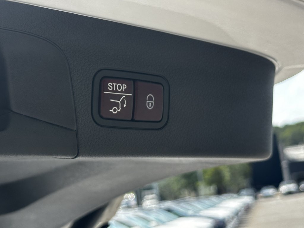 Certified 2024 Mercedes-Benz GLS 450 4MATIC image 22
