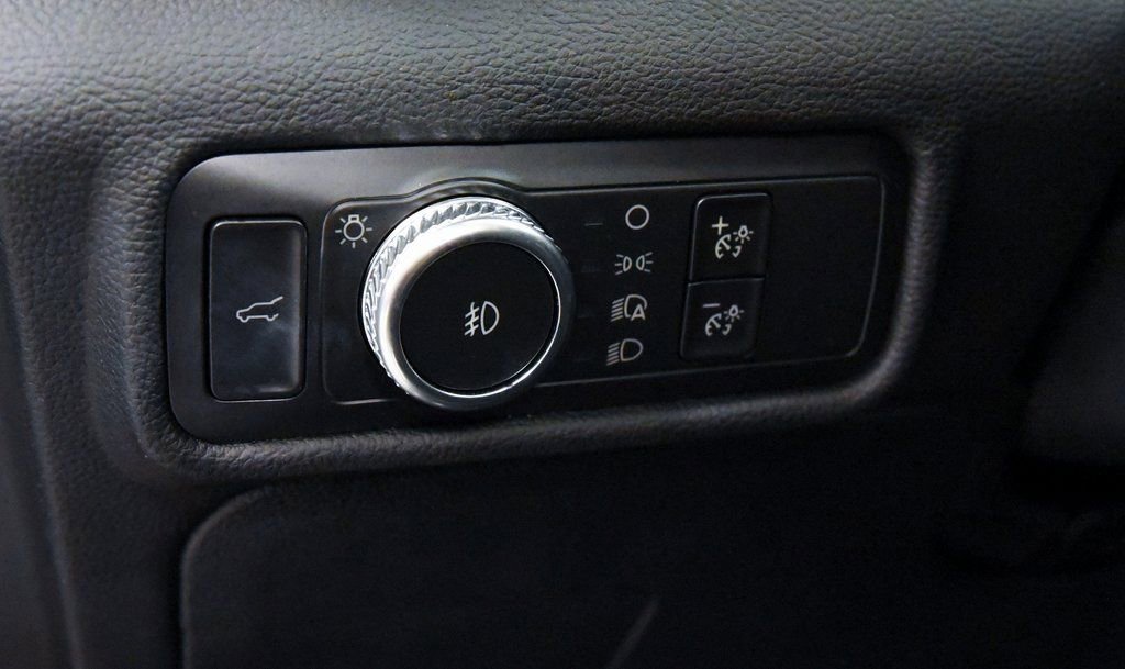 Used 2021 Ford Explorer ST w/ ST Street Pack image 16