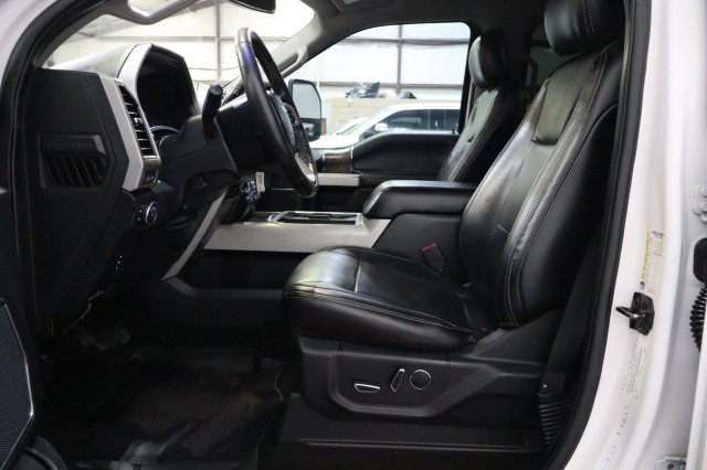 Used 2019 Ford F250 Lariat w/ Lariat Value Package AWD/4WD image 6