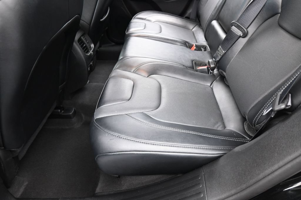 Used 2022 Jeep Cherokee Latitude Lux FWD image 30