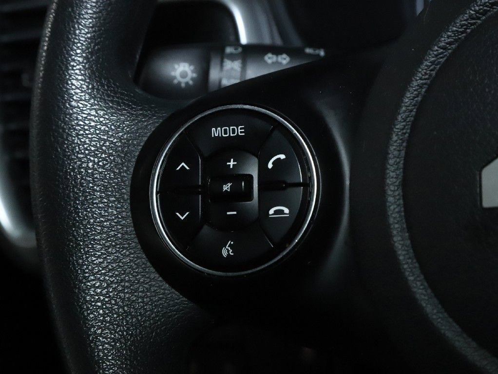 Used 2022 Kia Soul LX w/ Technology Package image 22