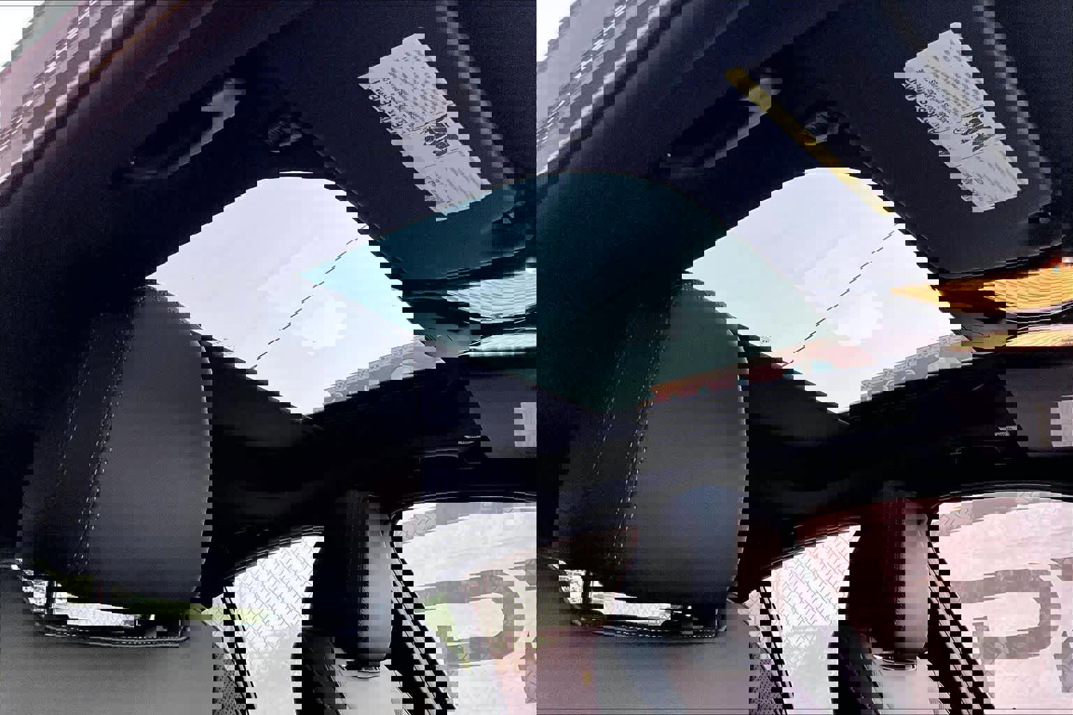 Used 2023 BMW 330i 330i w/ Premium Package image 13