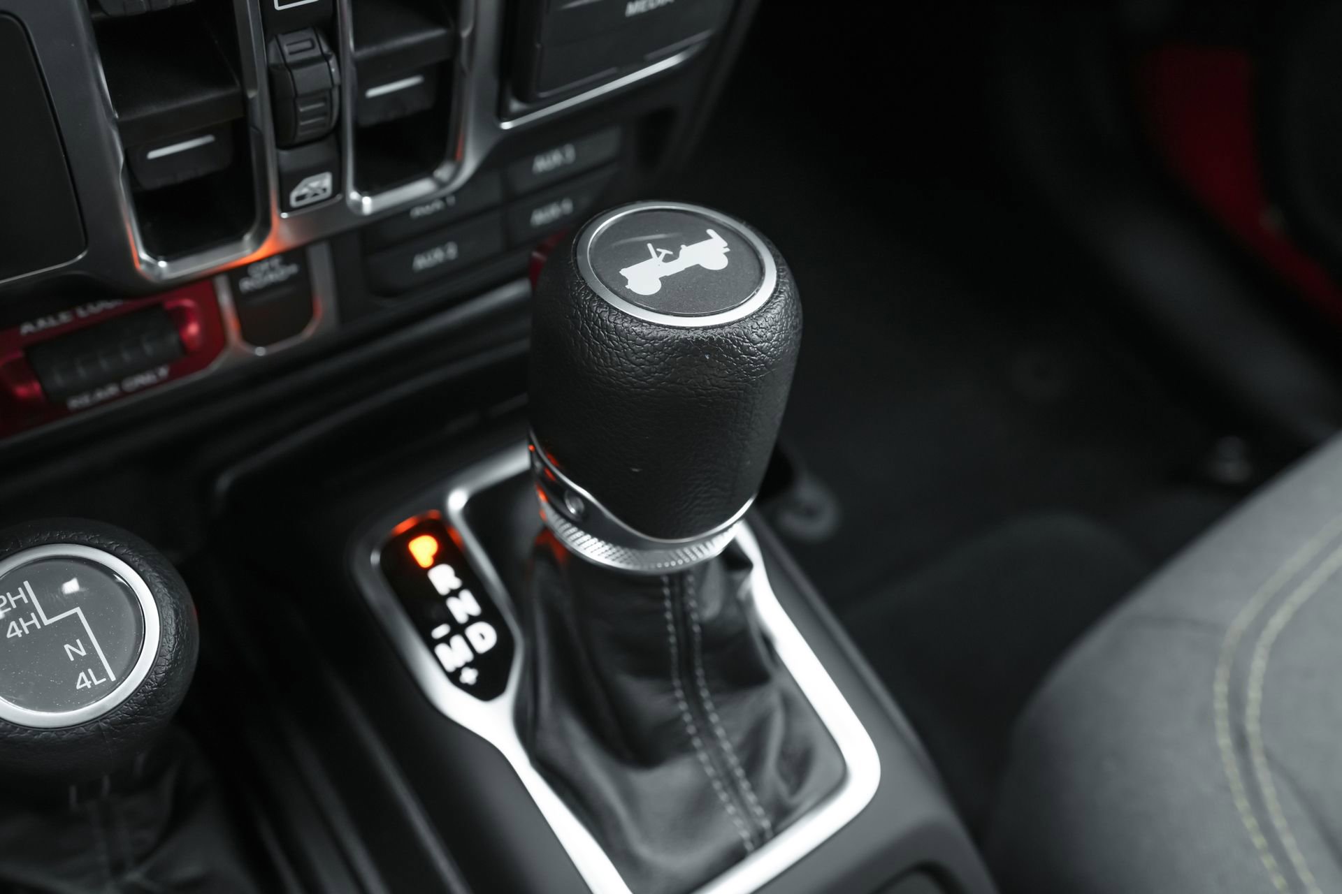 Used 2024 Jeep Wrangler Willys image 17