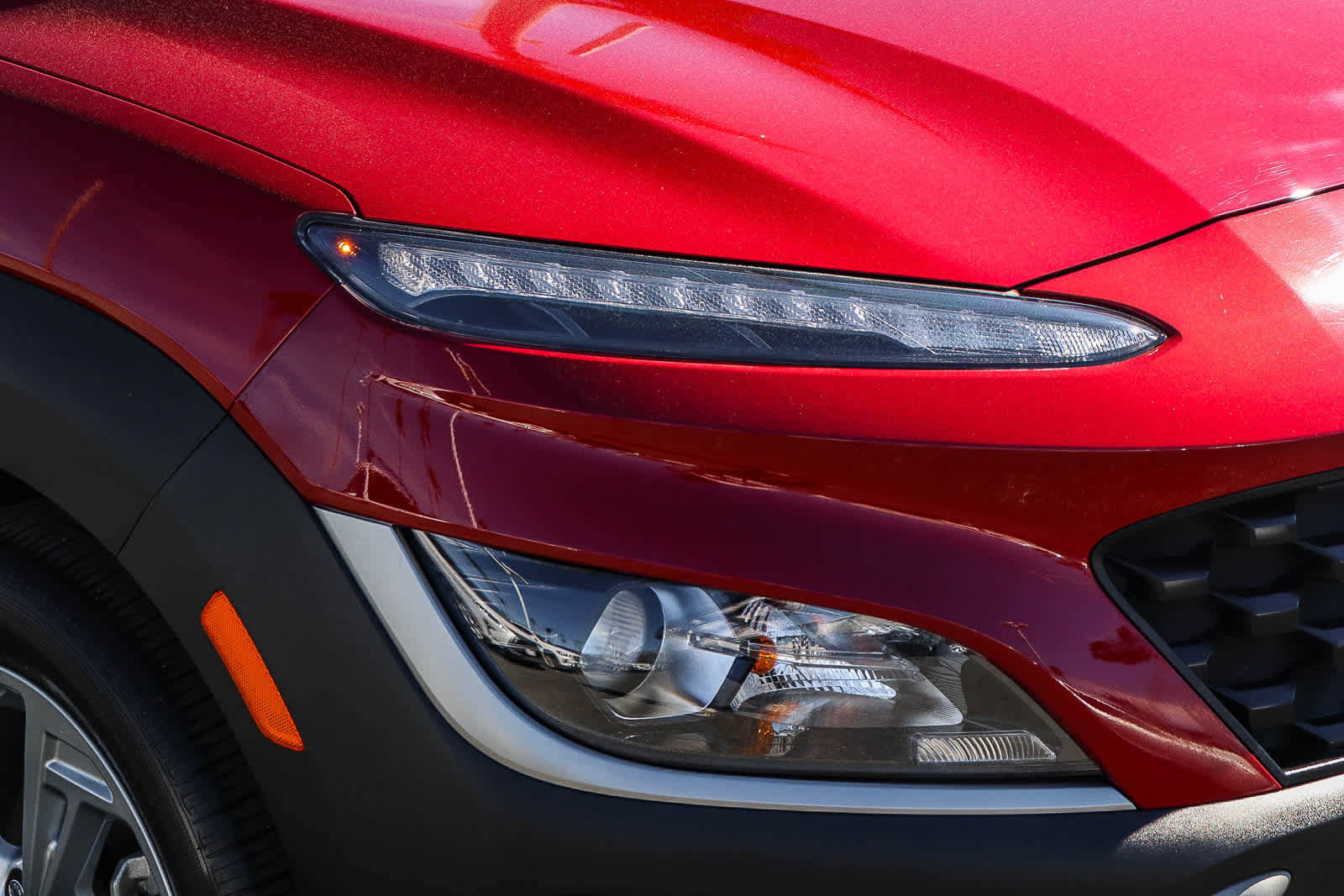 Used 2023 Hyundai Kona SEL w/ Cargo Package image 4