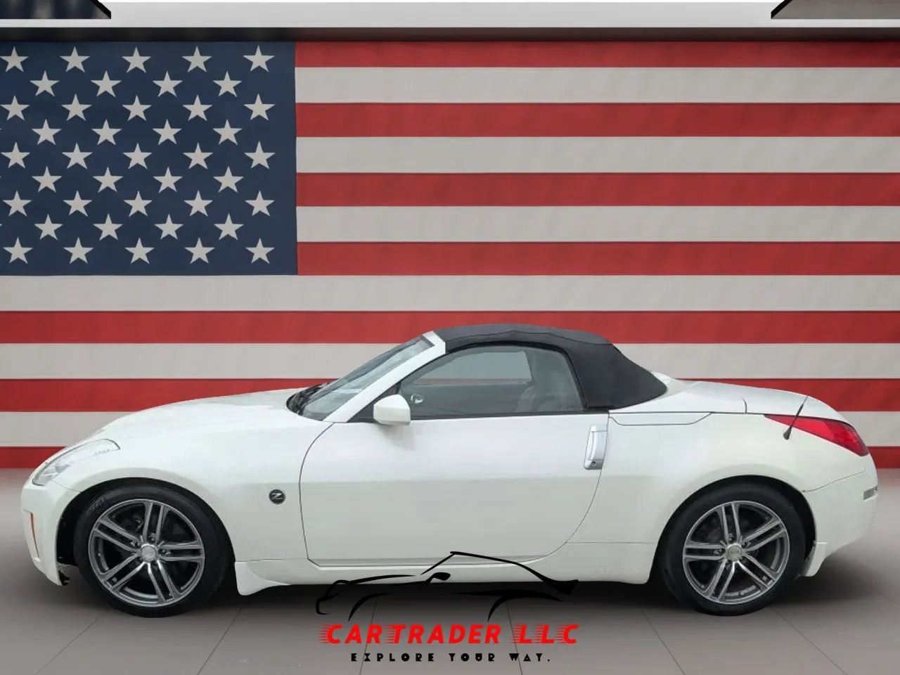 Used 2007 Nissan 350Z Touring RWD image 2
