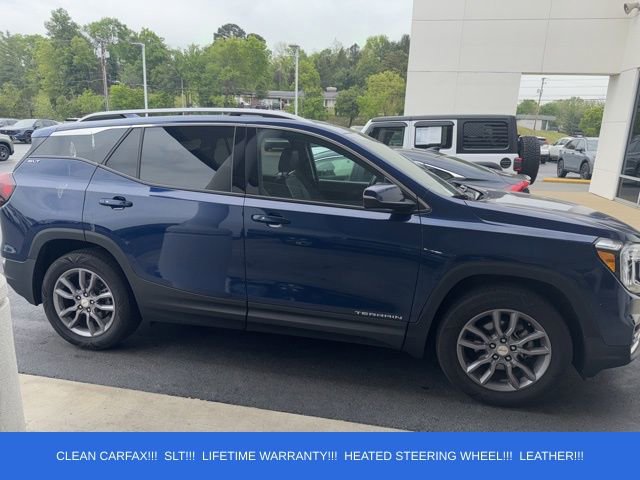 Used 2023 GMC Terrain SLT AWD/4WD image 1
