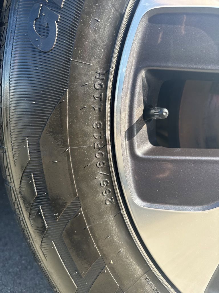 Used 2023 Jeep Grand Cherokee 4WD 4xe image 38