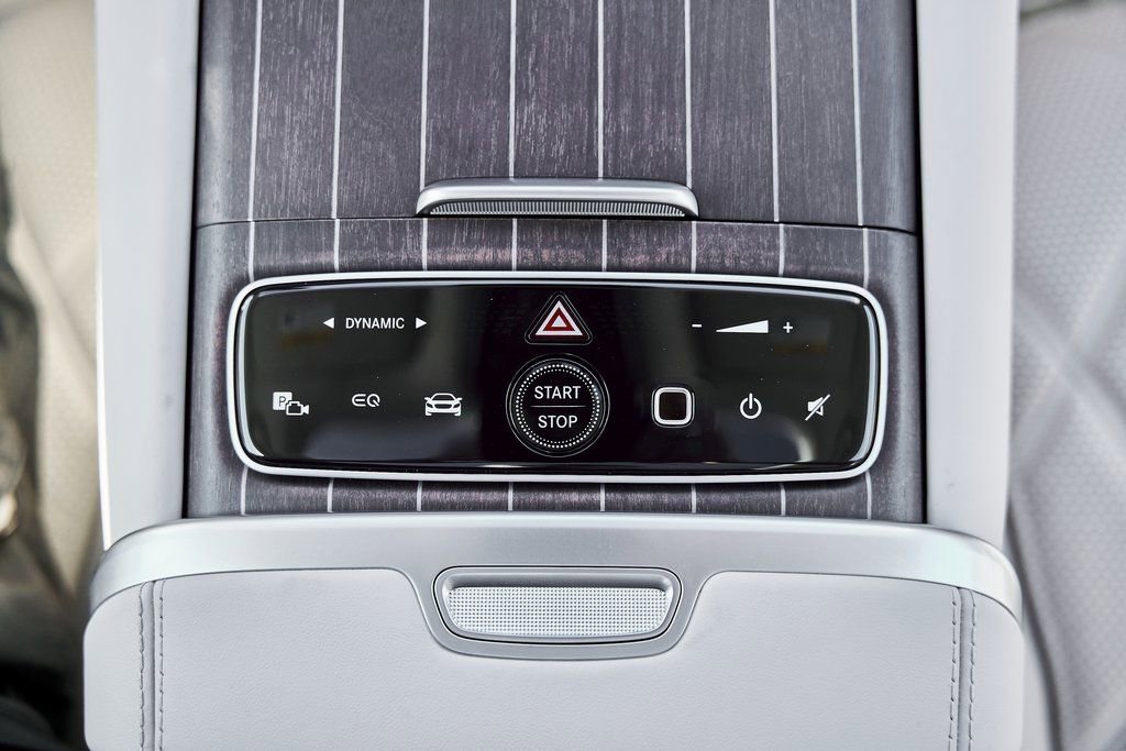 Used 2025 Mercedes-Benz Maybach EQS 680 4MATIC image 79