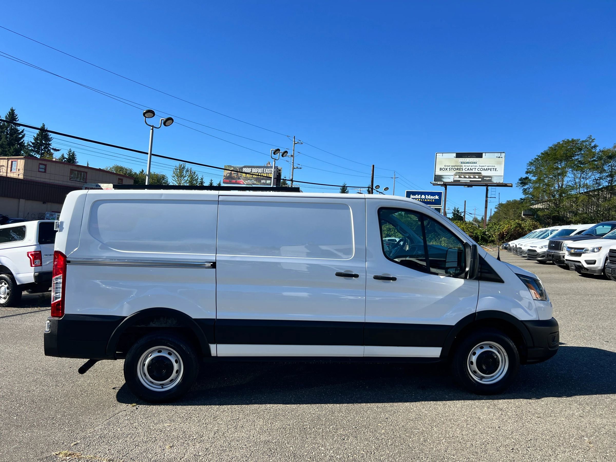 Used 2020 Ford Transit 250 Low Roof w/RWB Van 3D image 8