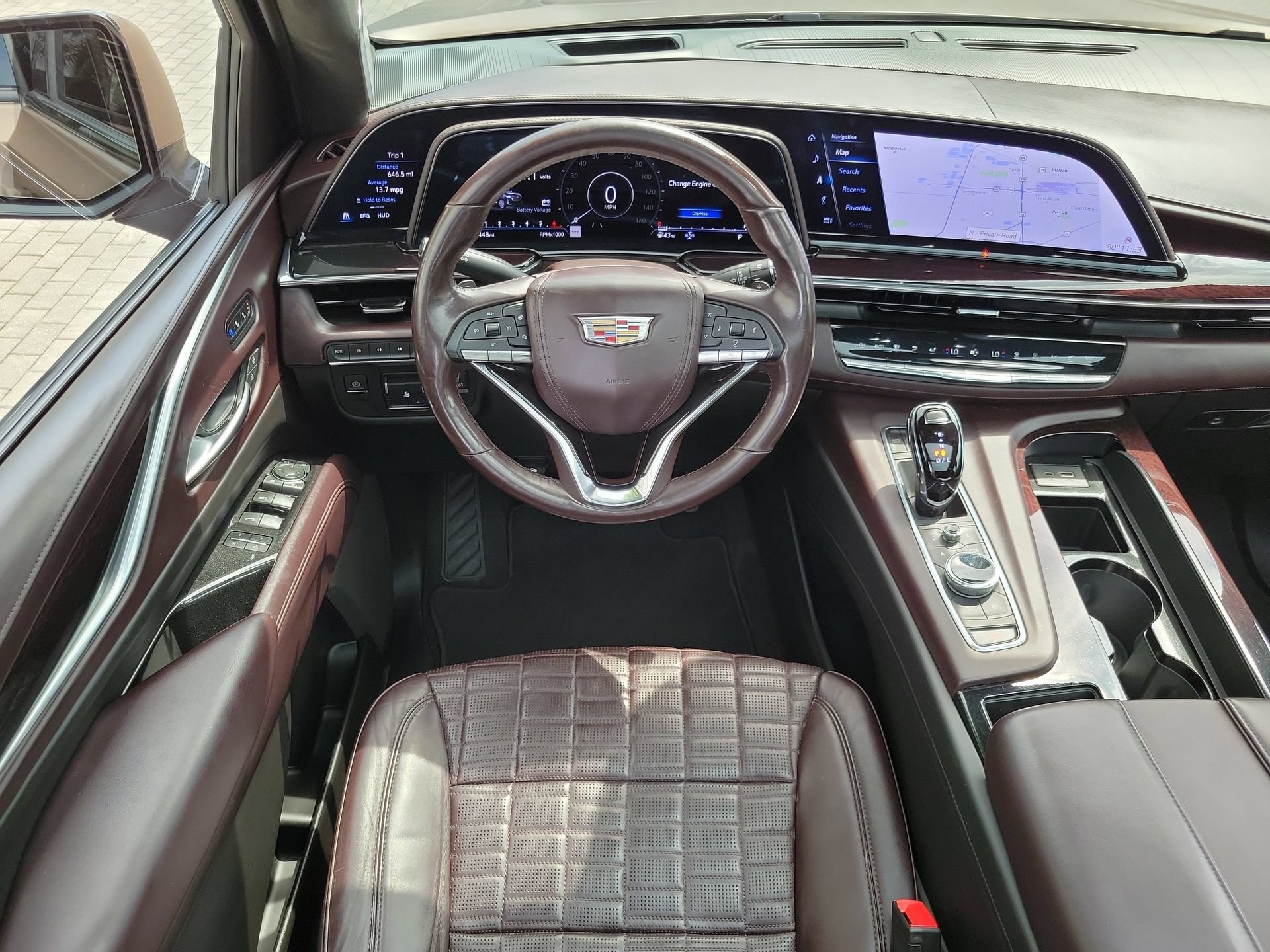 Used 2023 Cadillac Escalade Sport Platinum w/ Heavy-Duty Trailer Package AWD/4WD image 24