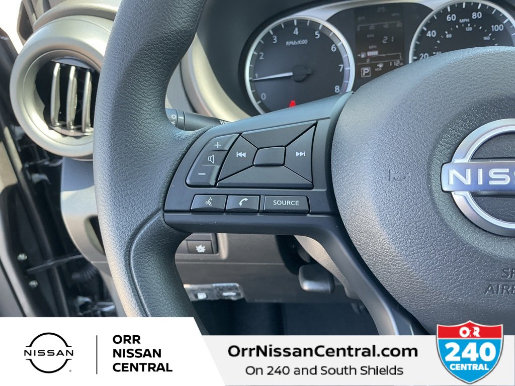 New 2025 Nissan Kicks Play S image 19