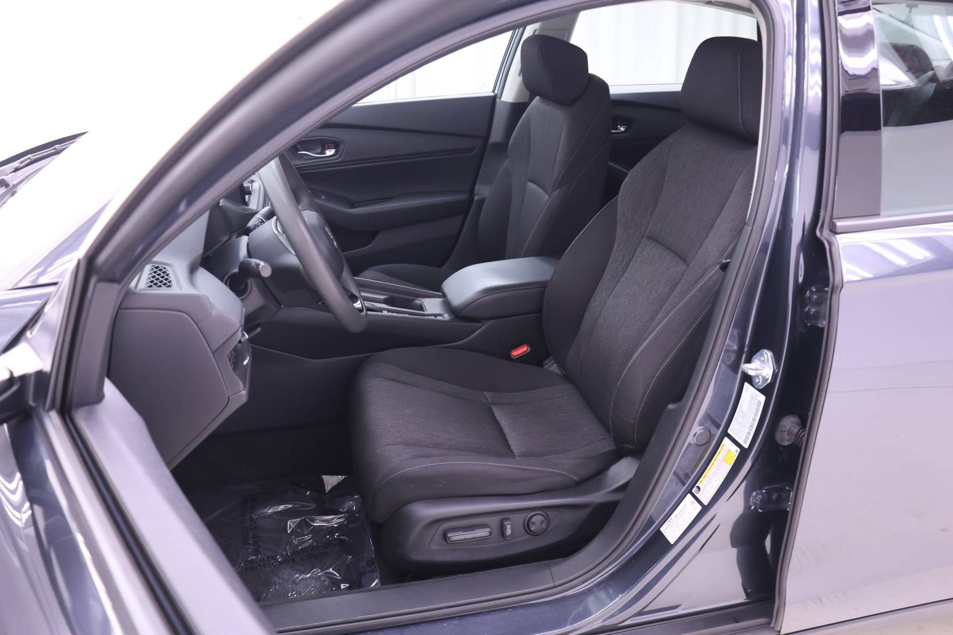 Certified 2023 Honda Accord EX image 4