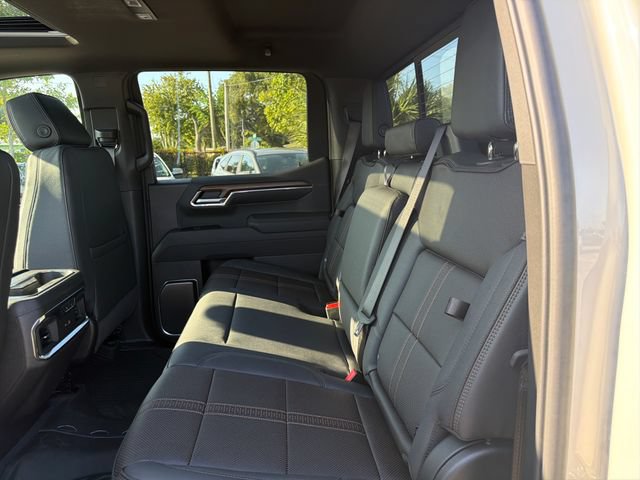 New 2026 Chevrolet Silverado 1500 High Country w/ Technology Package AWD/4WD image 22