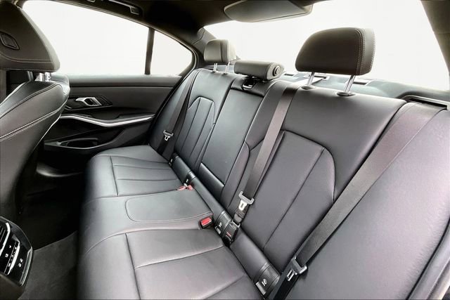 Used 2024 BMW 330i xDrive Sedan AWD/4WD image 28