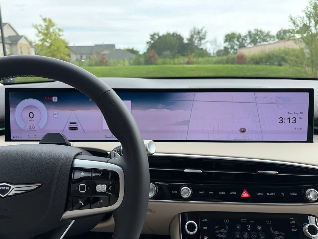New 2027 Genesis GV70 2.5T Select AWD/4WD image 18