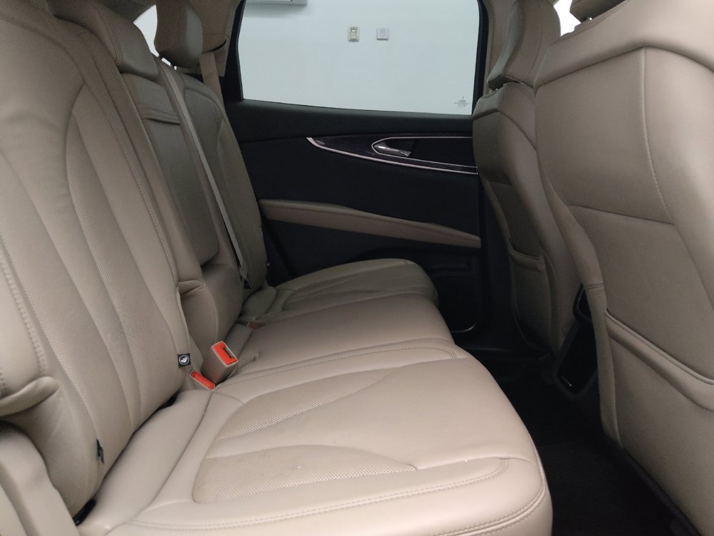 Used 2021 Lincoln Nautilus FWD w/ Equipment Group 101A image 19
