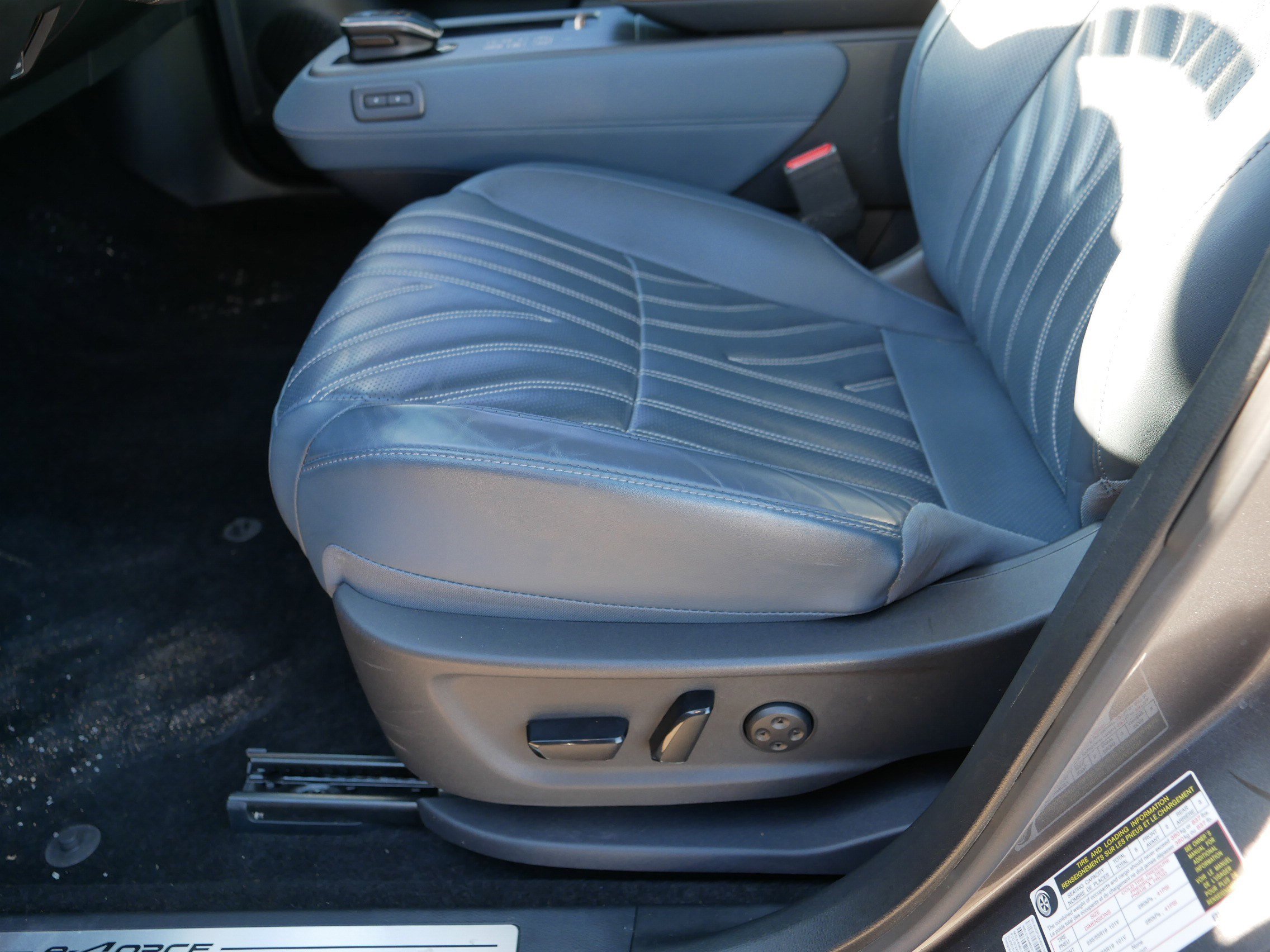 Certified 2023 Nissan Ariya image 20