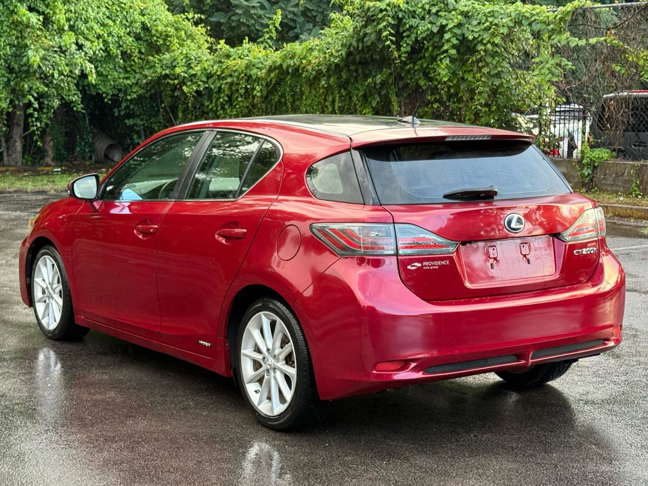 Used 2011 Lexus CT 200h Premium w/ Premium Audio Pkg FWD image 8