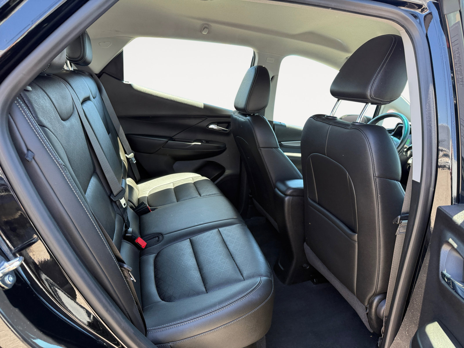 Used 2023 Chevrolet Bolt LT FWD image 18