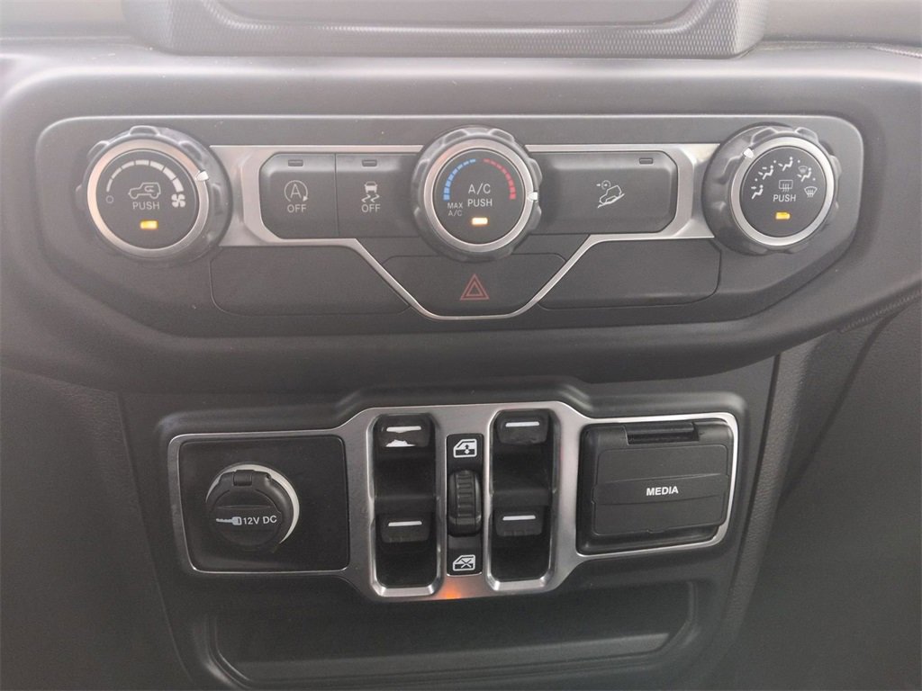 Used 2019 Jeep Wrangler Unlimited Sport S image 22