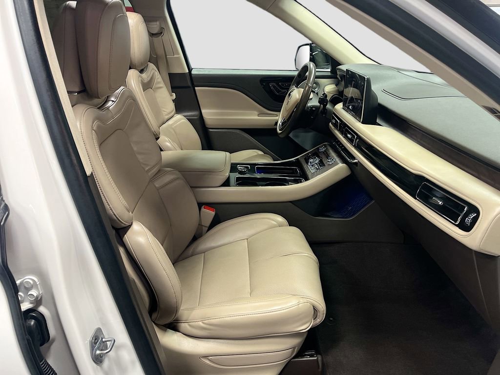 Used 2022 Lincoln Aviator Reserve w/ Equipment Group 201A image 31
