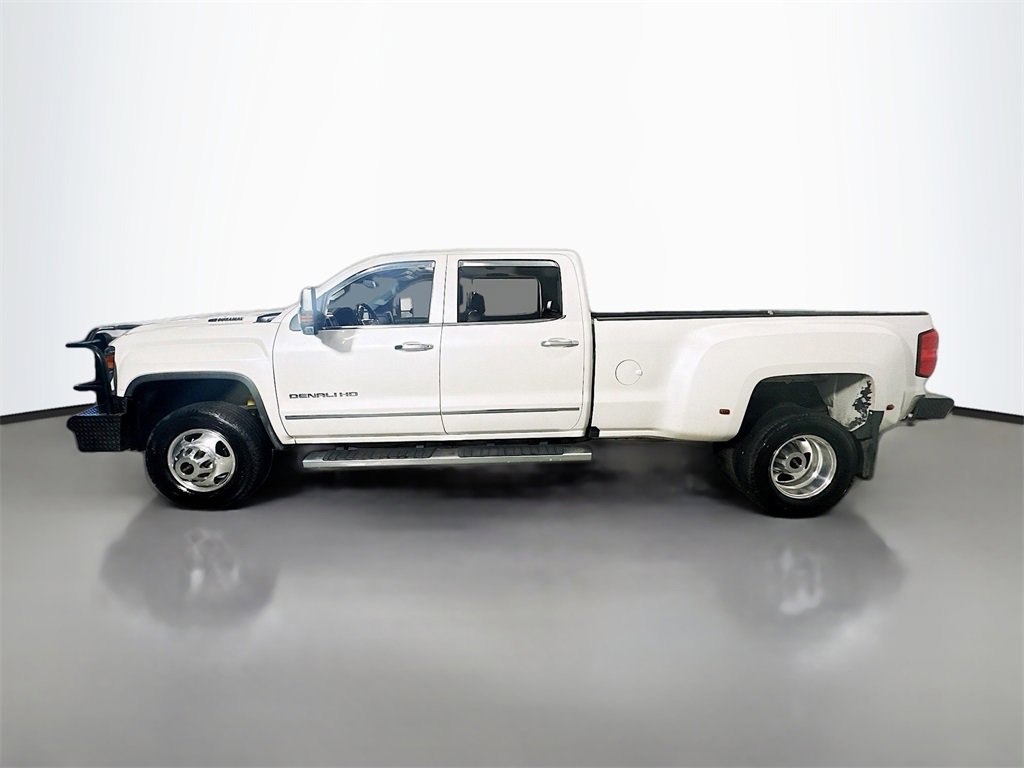 Used 2019 GMC Sierra 3500 Denali w/ Duramax Plus Package image 5