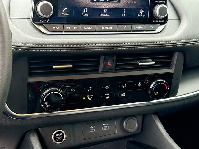 Used 2023 Nissan Rogue S image 15