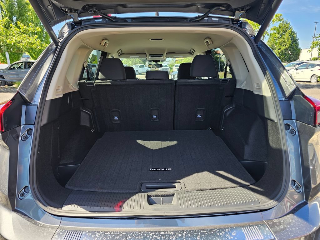 New 2026 Nissan Rogue SV AWD/4WD image 11