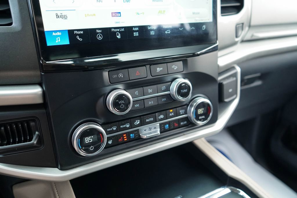 Used 2024 Ford Expedition Max XLT image 21