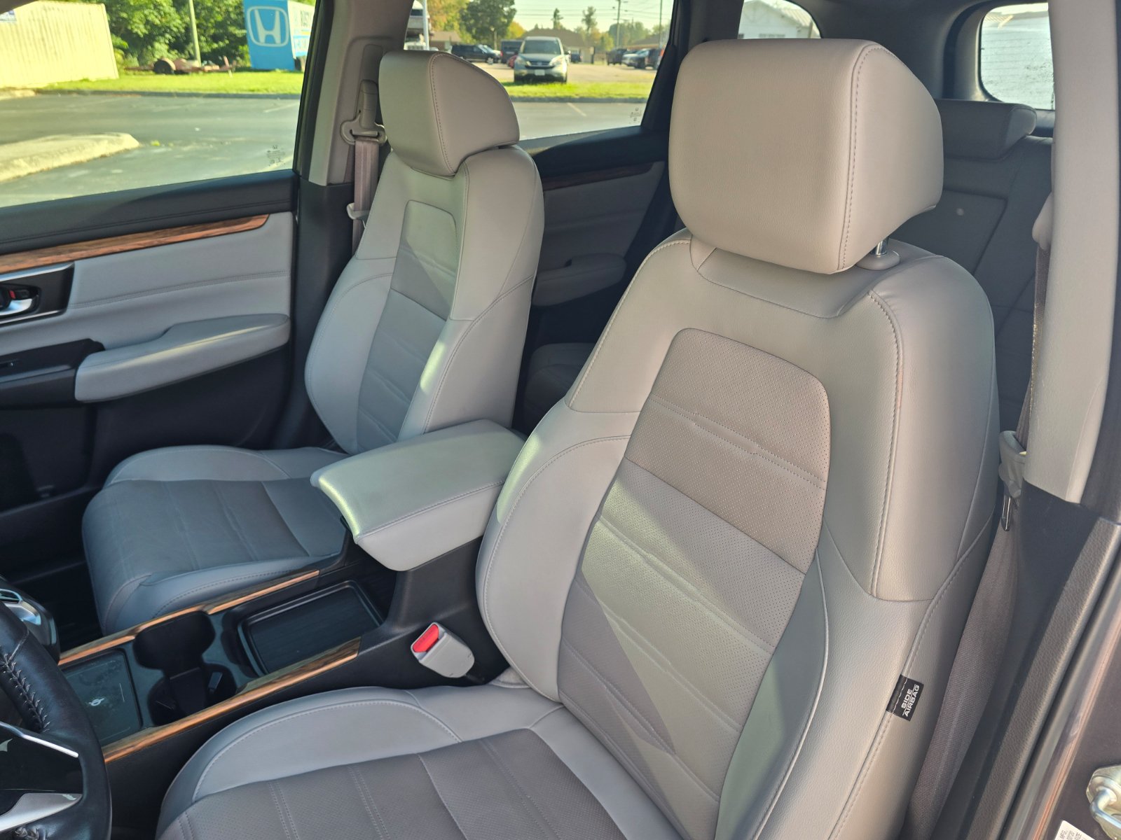 Used 2020 Honda CR-V Touring image 13