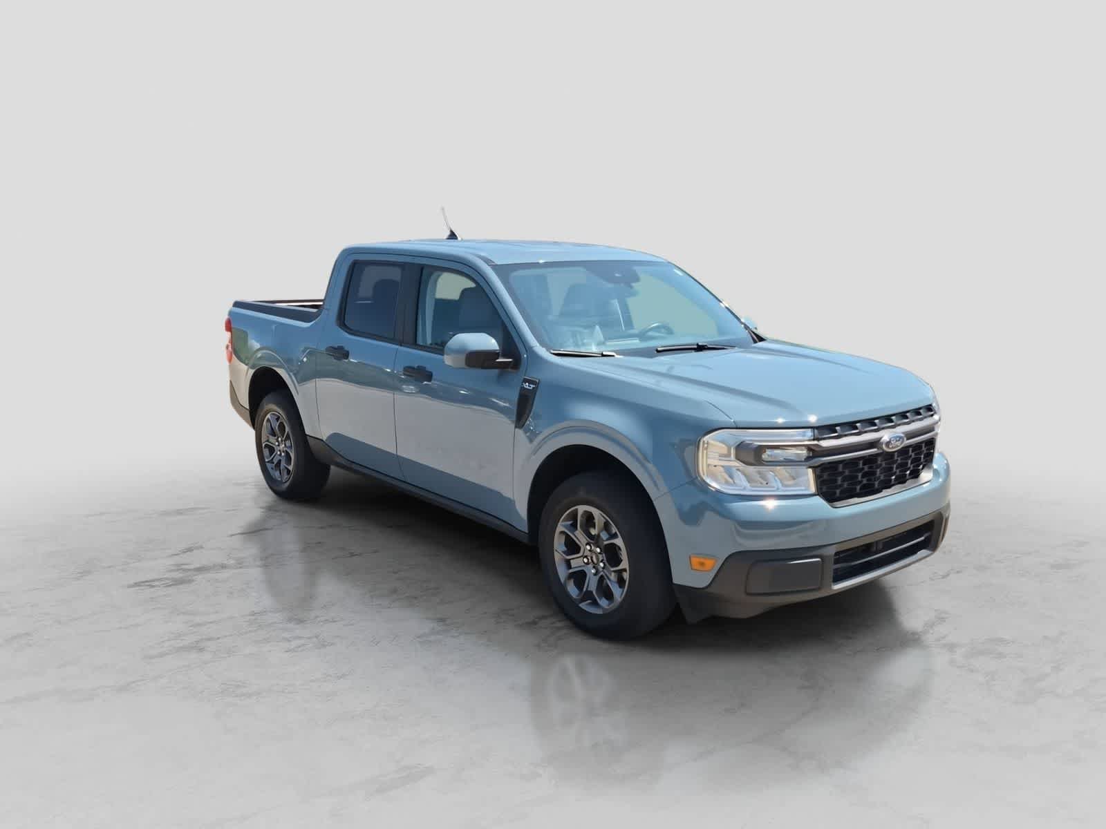 Used 2023 Ford Maverick XLT w/ Equipment Group 300A Standard AWD/4WD image 2