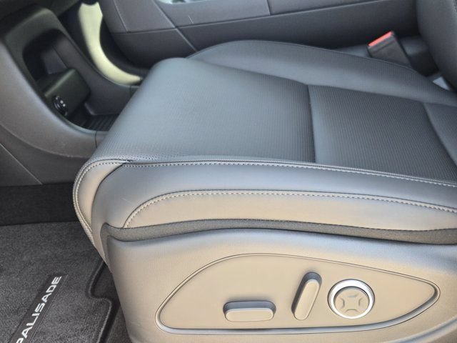 New 2026 Hyundai Palisade SEL Premium FWD image 18